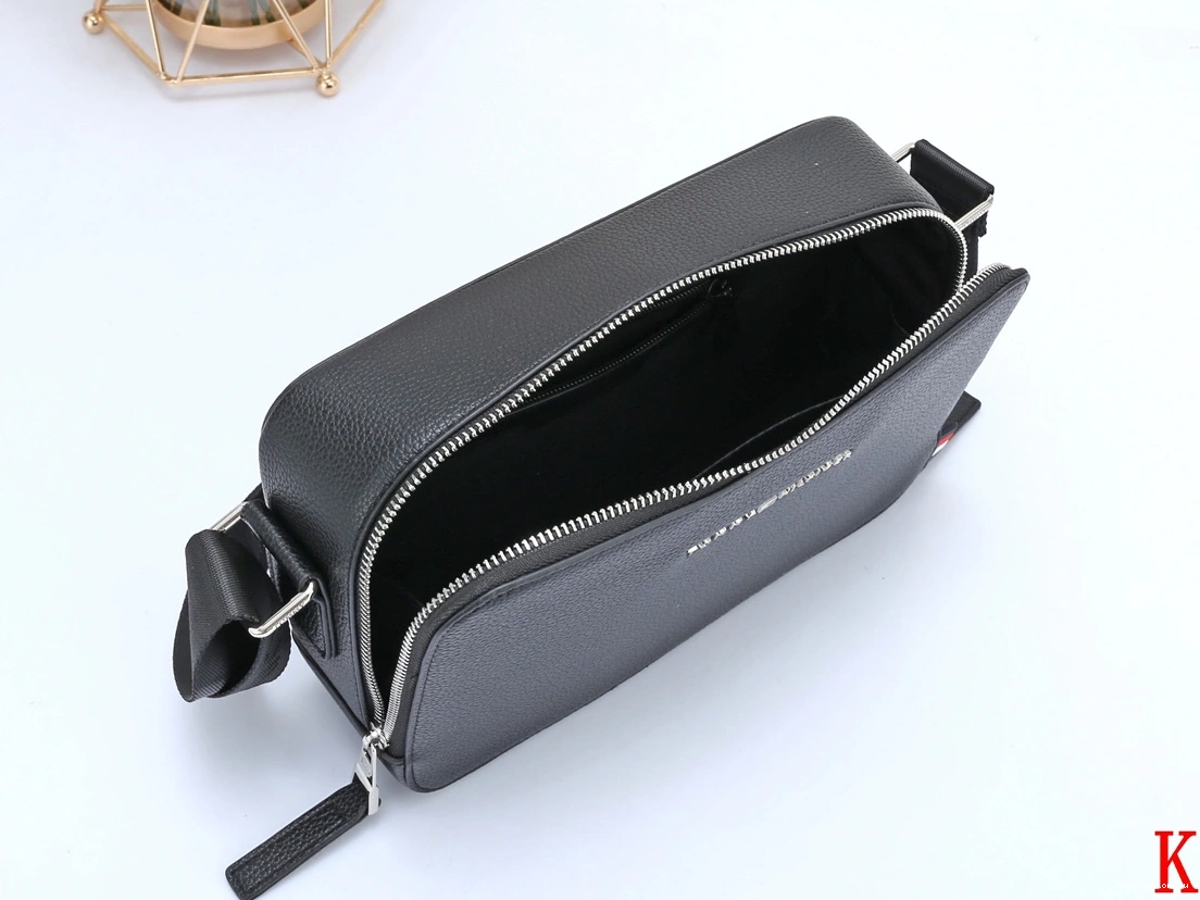 Hilfiger For Timeless Men Tommy 2542 Messenger Bags 1029